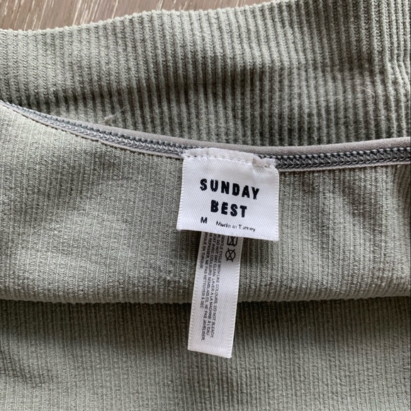 Sunday Best Sinchseamless Halter Top, Size M, Dry Basil Green - Picture 3 of 3